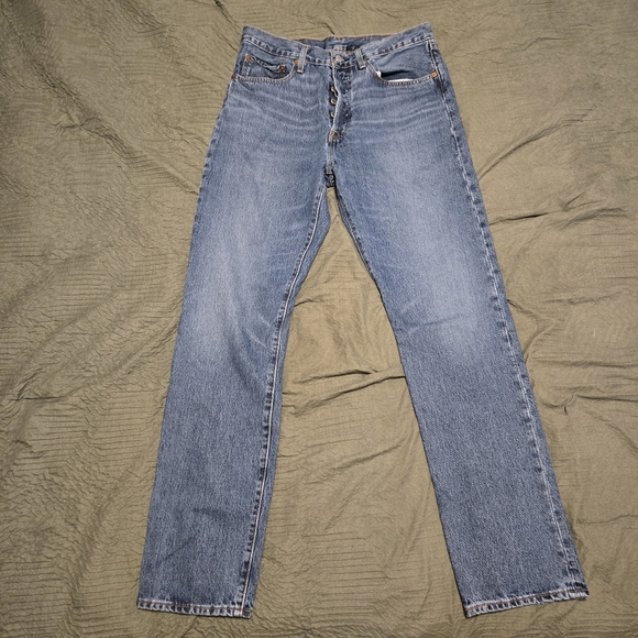 Levis straight leg button fly - Picture 3 of 5
